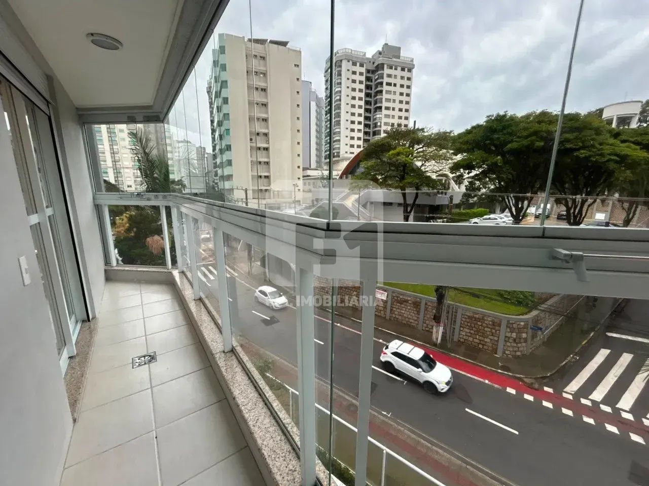 Apartamento de 3 dormitórios na Beira Mar Norte - Foto 4