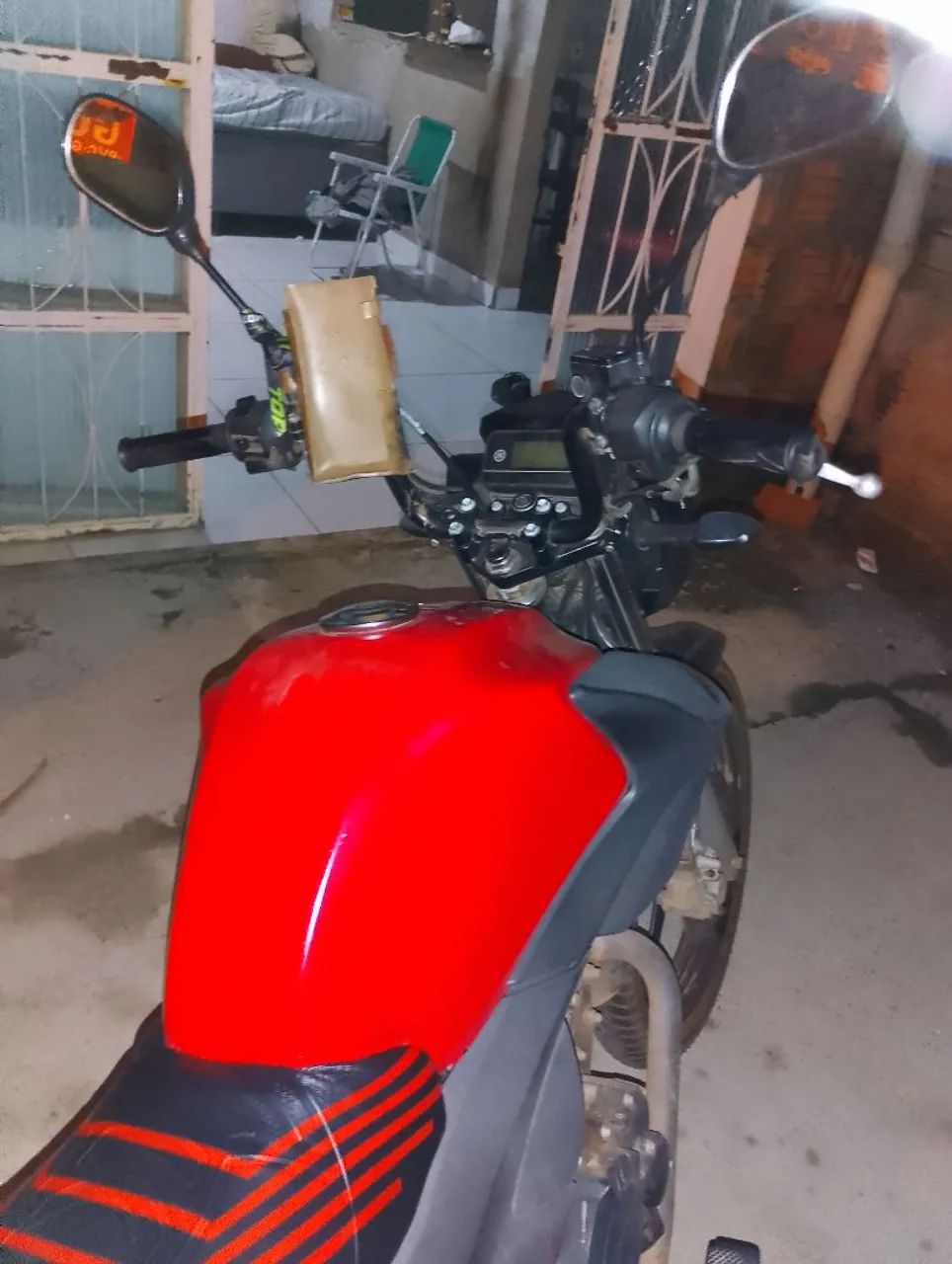 YBR factor vende se - Foto 4