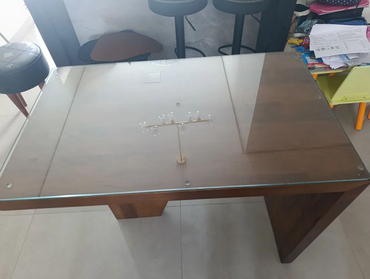Mesa de jantar para sala pequena