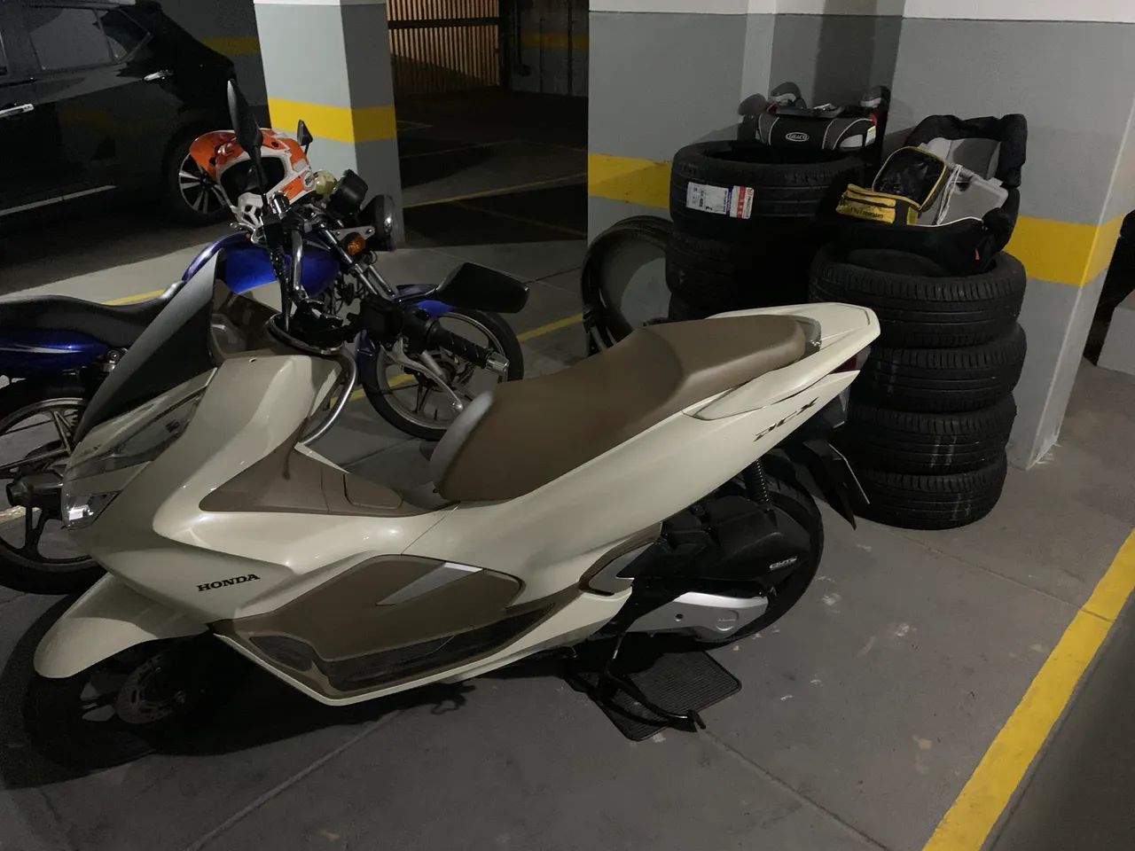 PCX DLX 9 mil km  - Foto 3
