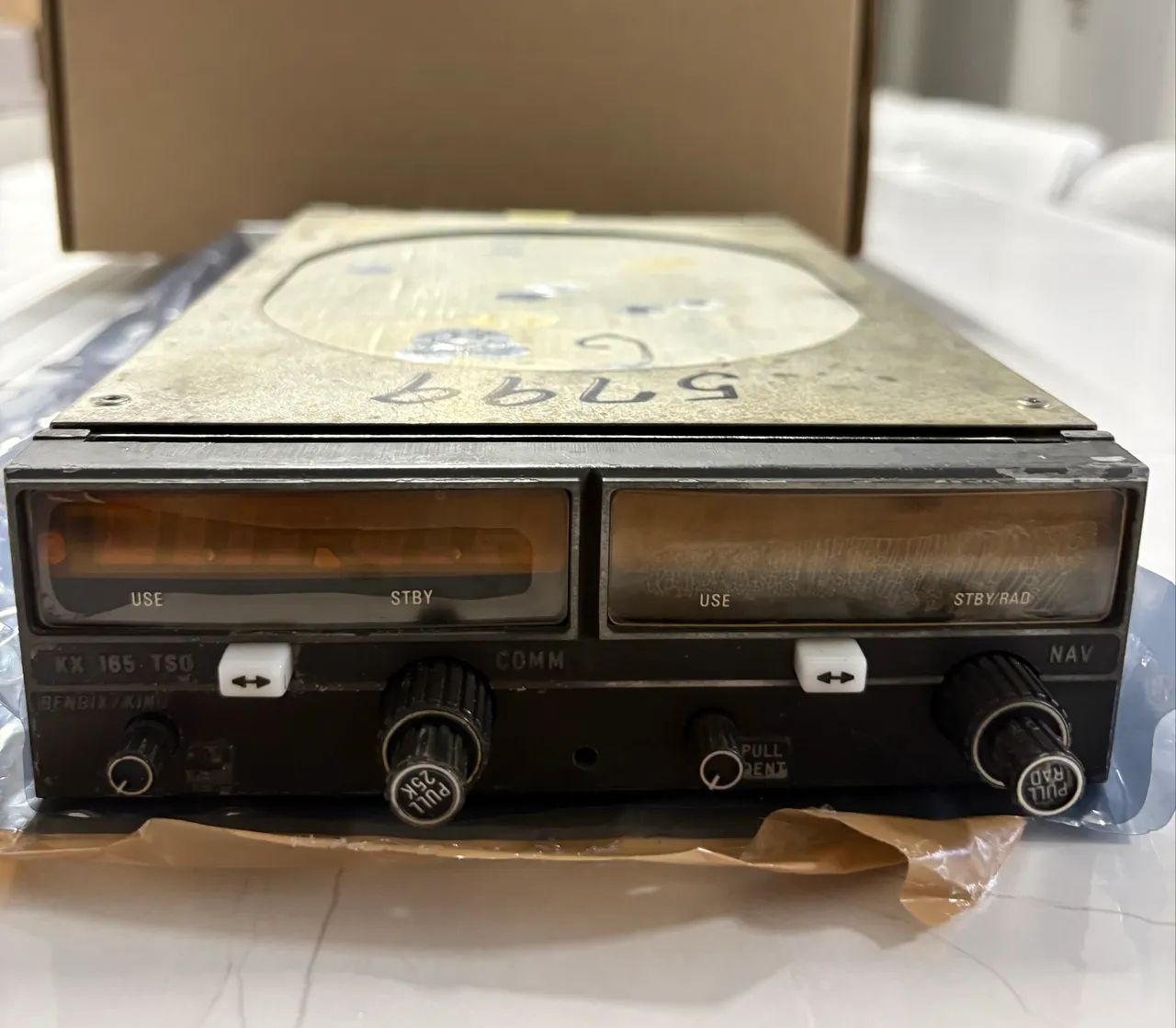 Rádio NAV/COM BENDIX KING KX165 TSO