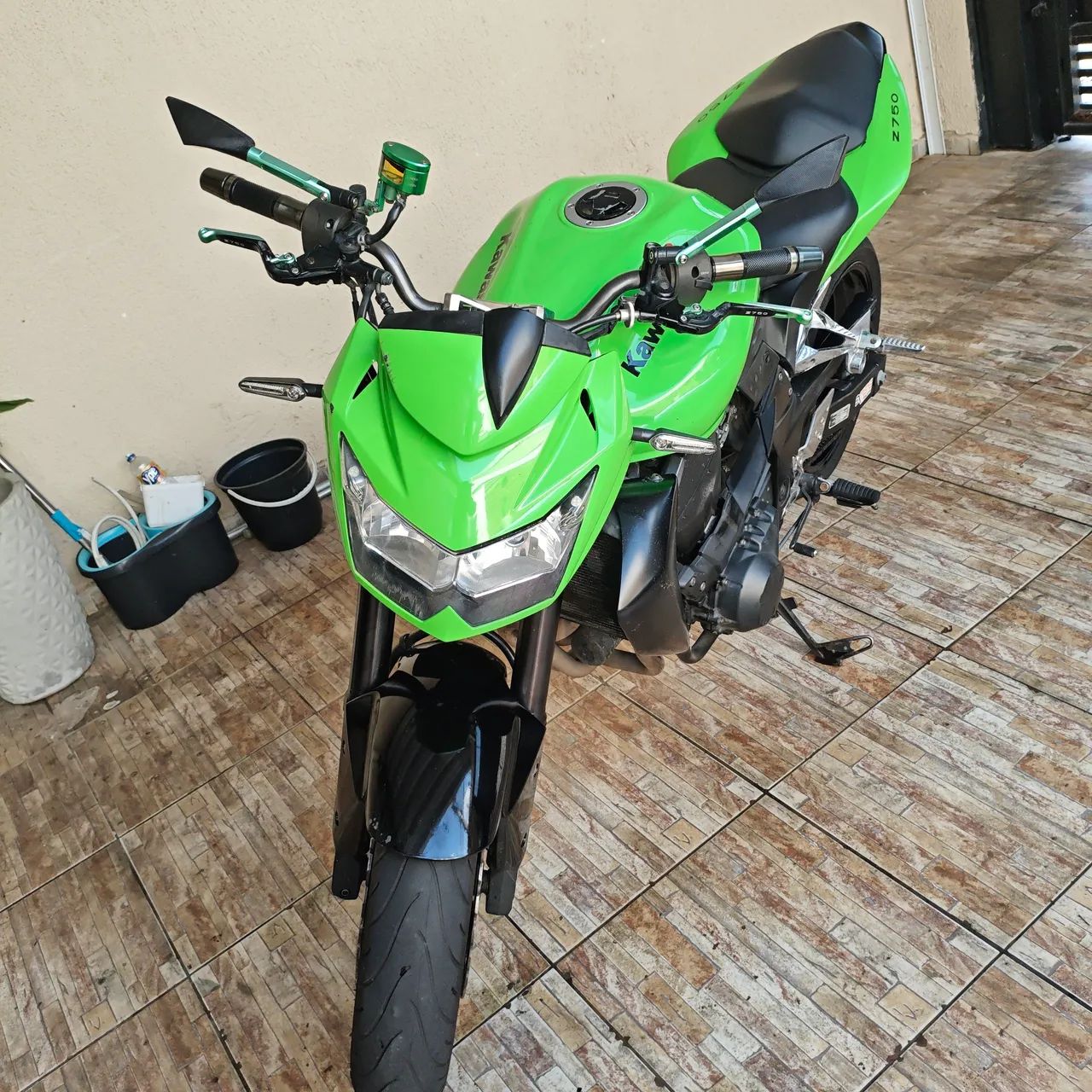 Z750  - Foto 3