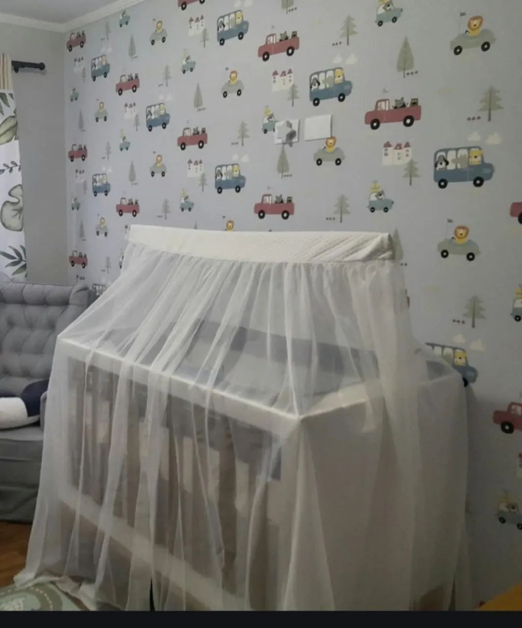 Mosqueteiro para berço infantil