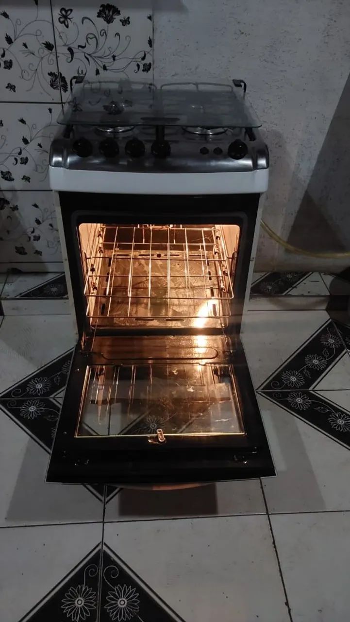 ÓTIMO FOGÃO ELECTROLUX 4 BOCAS COM ACENDIMENTO AUTOMÁTICO  - Foto 3