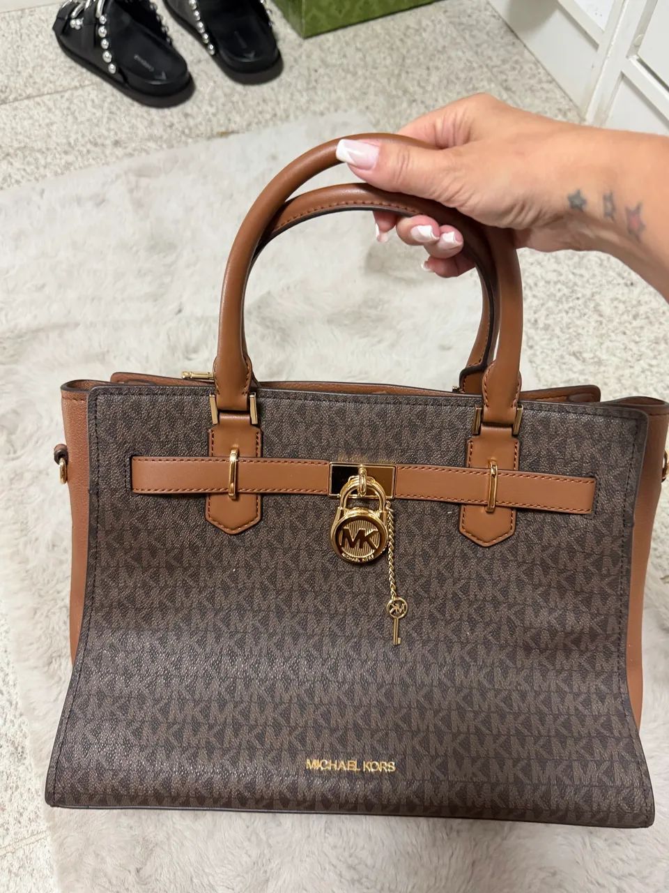 Bolsa MK nova 