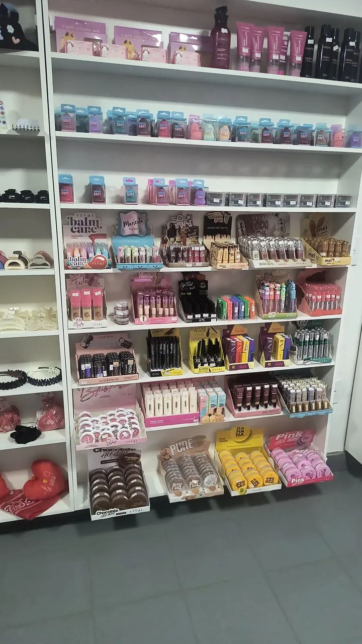 Vendo Loja de maquiagem e bijuterias