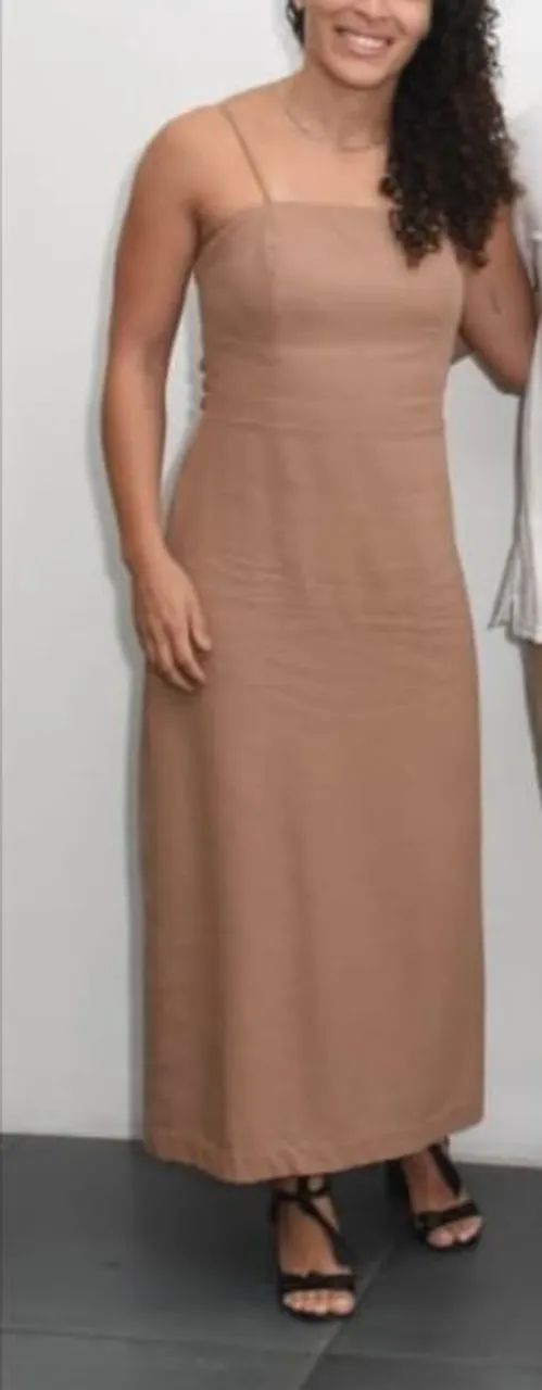 Vestido bege (usado 1x)