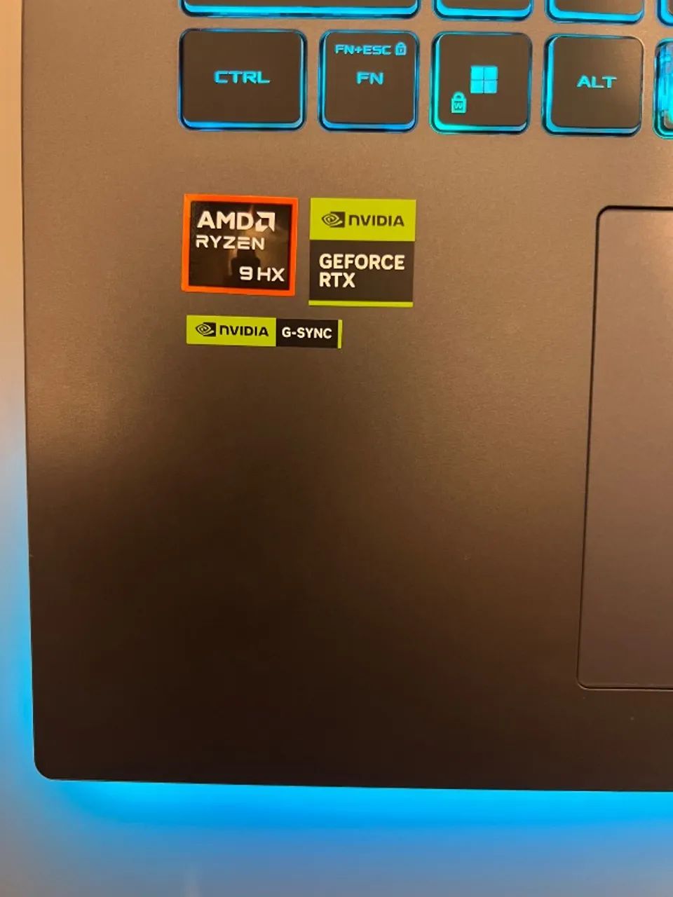 Notebook Gamer Rog Strix G18 Ryzen9 RTX 5060 - Foto 5
