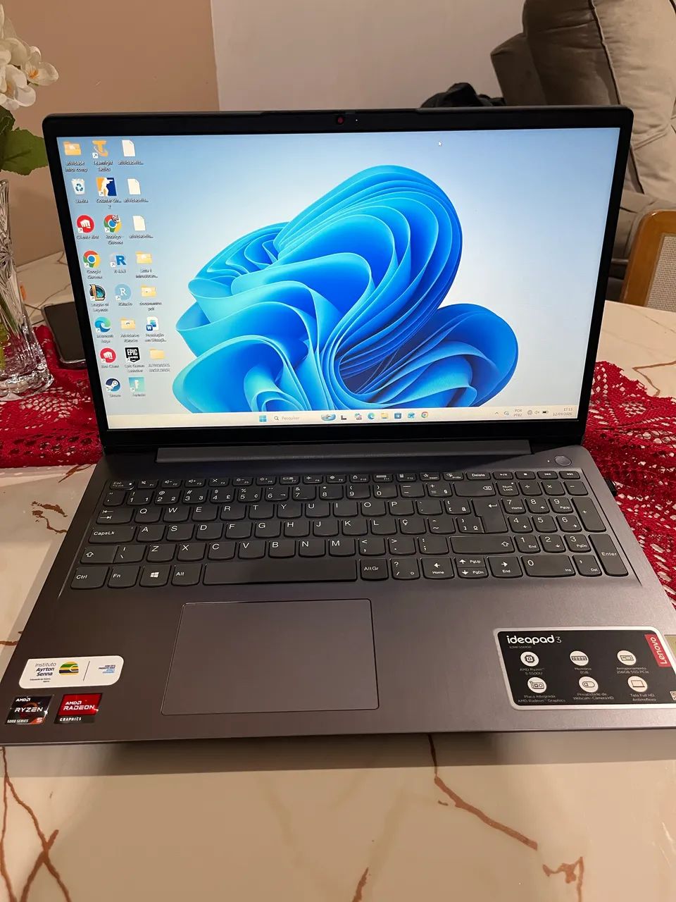 NOTEBOOK LENOVO RYZEN 5.  12 de ram R$1.850 - Foto 2