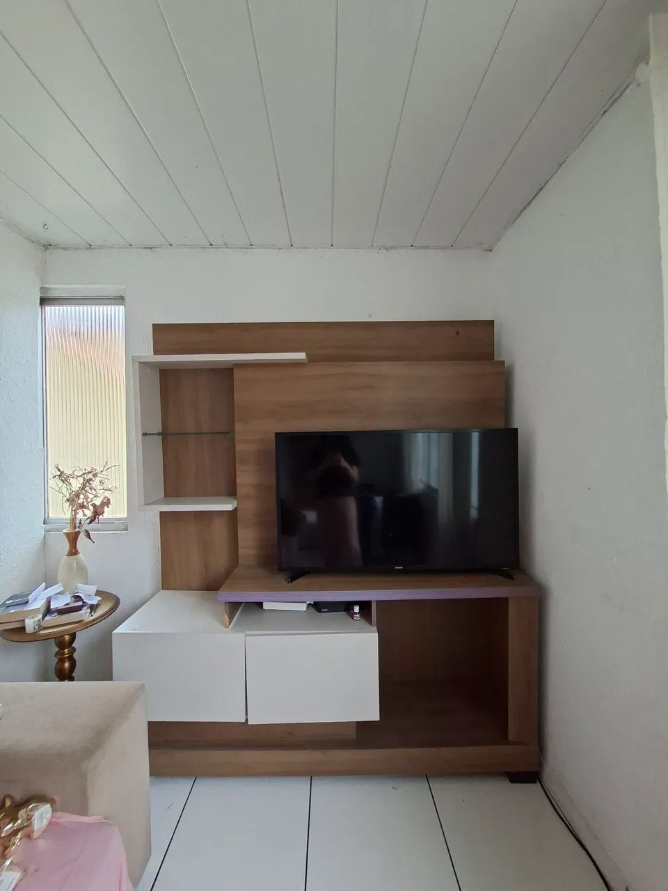 RACK PARA TV - USADO, EM BOAS CONDIÇÕES. 
