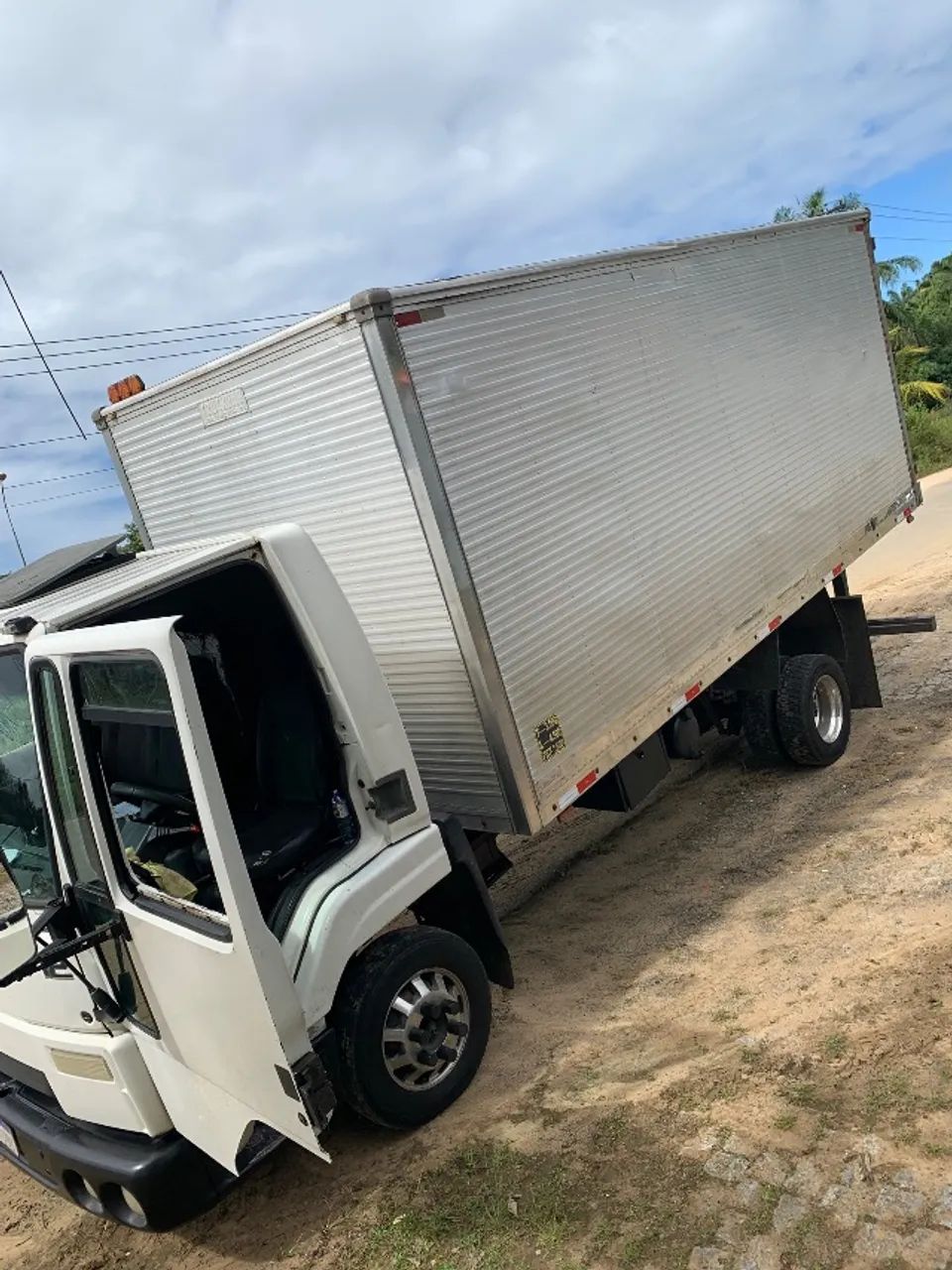 Ford Cargo 712  - Foto 2