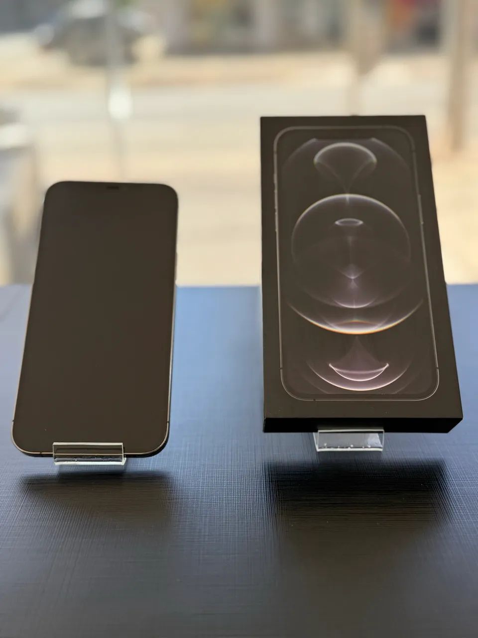 iPhone 12 Pro Max- 256 GB - Celulares e Smartphones - Jardim