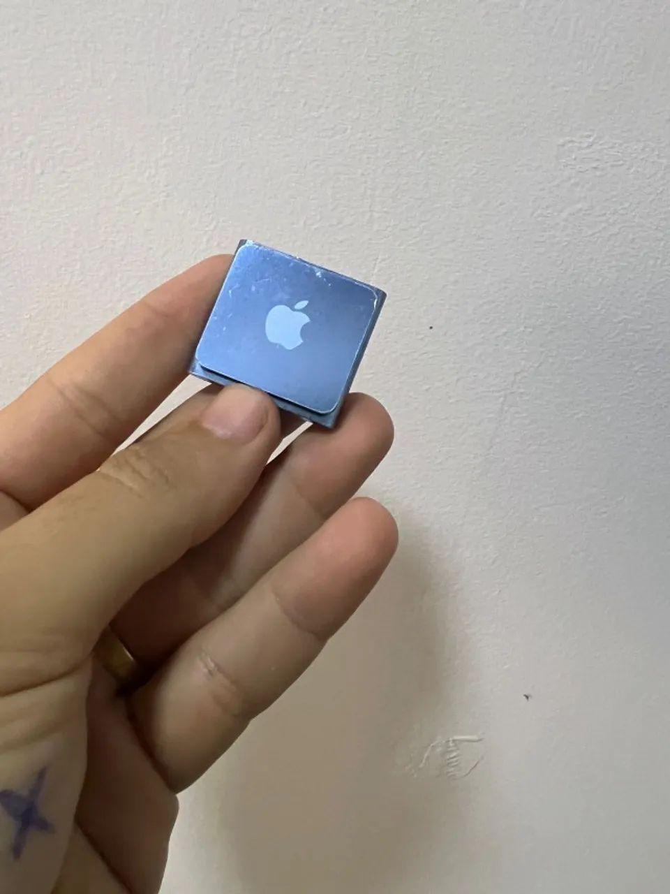 Apple iPod Shuffle de 4ª geração - Foto 2