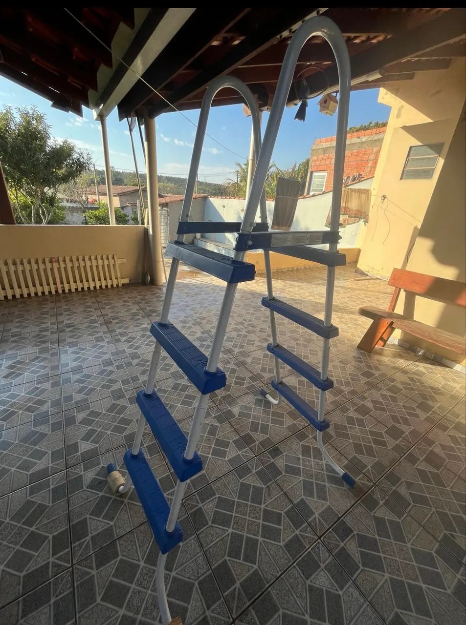 Escada dupla para piscina - Foto 3