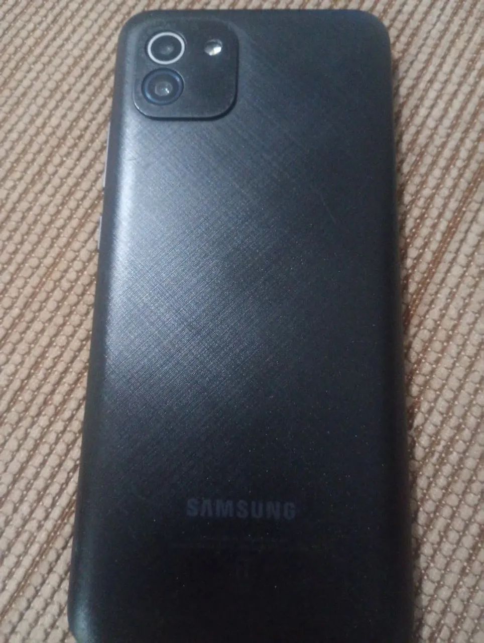 Vendo esse celular Galaxy A03 - Foto 3