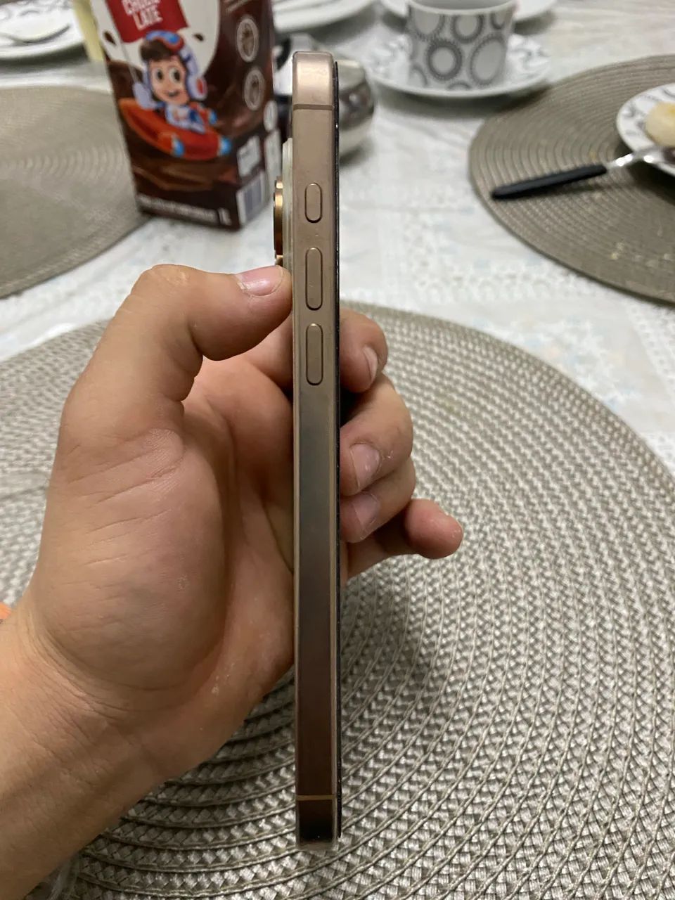 Iphone 16 pro max  - Foto 2