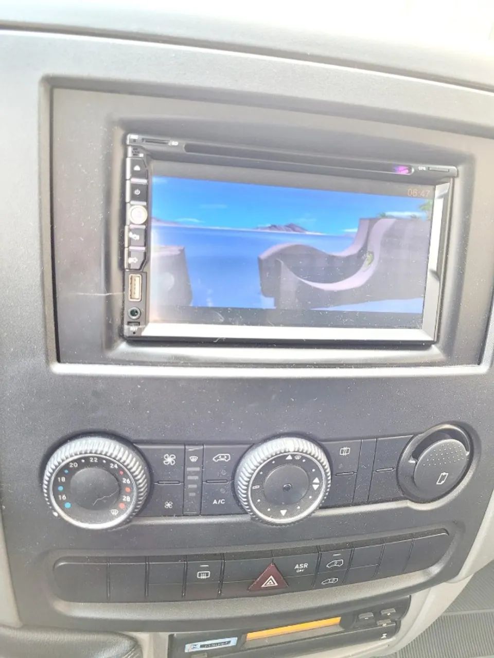 Passo a dívida ,Van Sprinter CDI 415 - 28 LUGARES 2019 - Foto 4