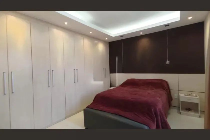 Casa à Venda - Havaí, 3 Quartos, 290 m2 - Foto 4