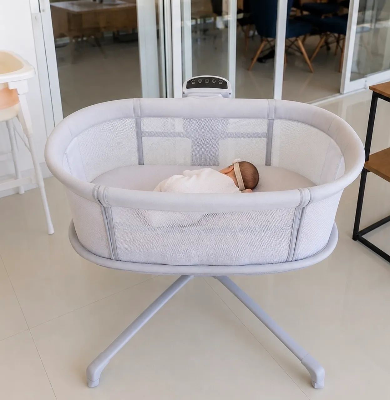 Berço Móvel Com Balanço Automático mastela - Semi novo - Foto 2