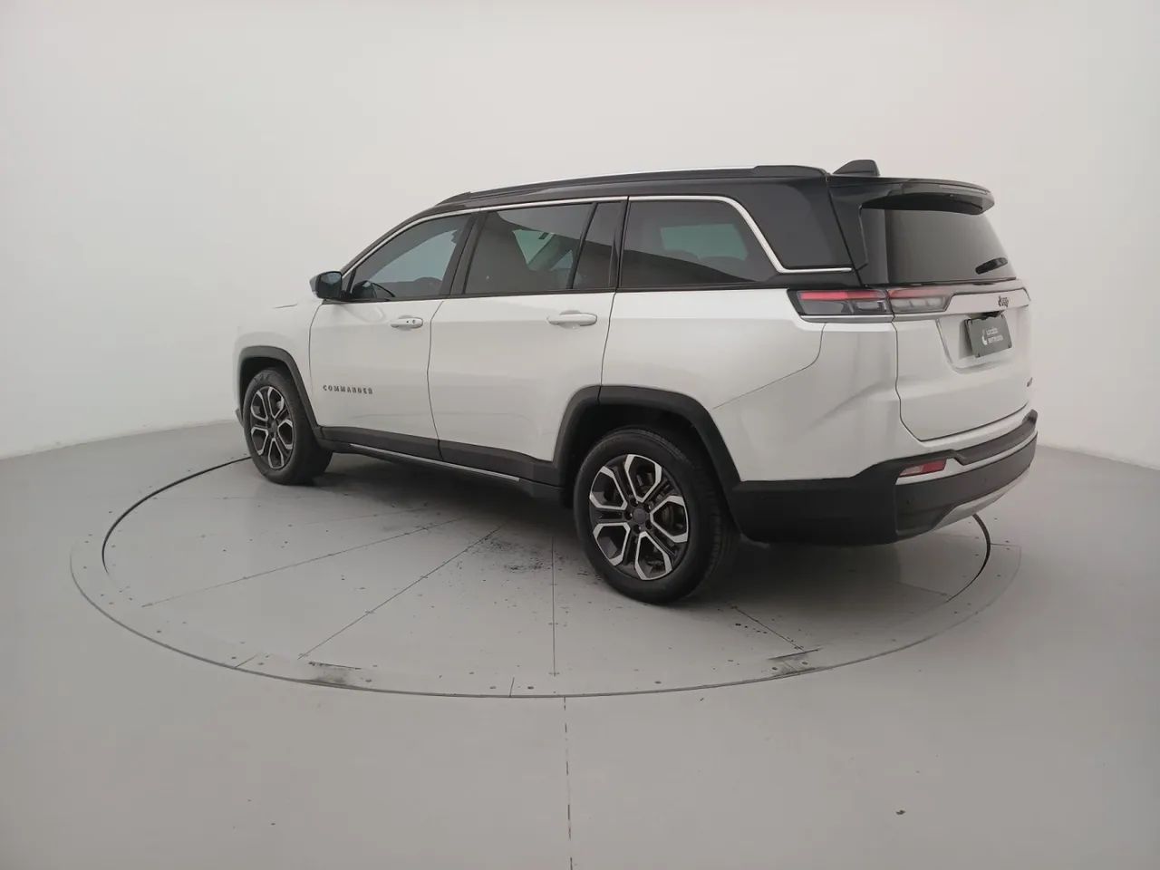 Jeep Commander 2023 - Foto 3