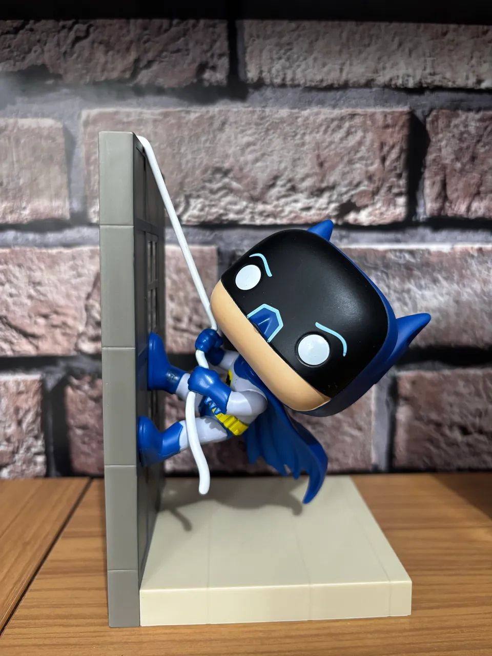 Batman Funko Pop Premium  - Foto 2