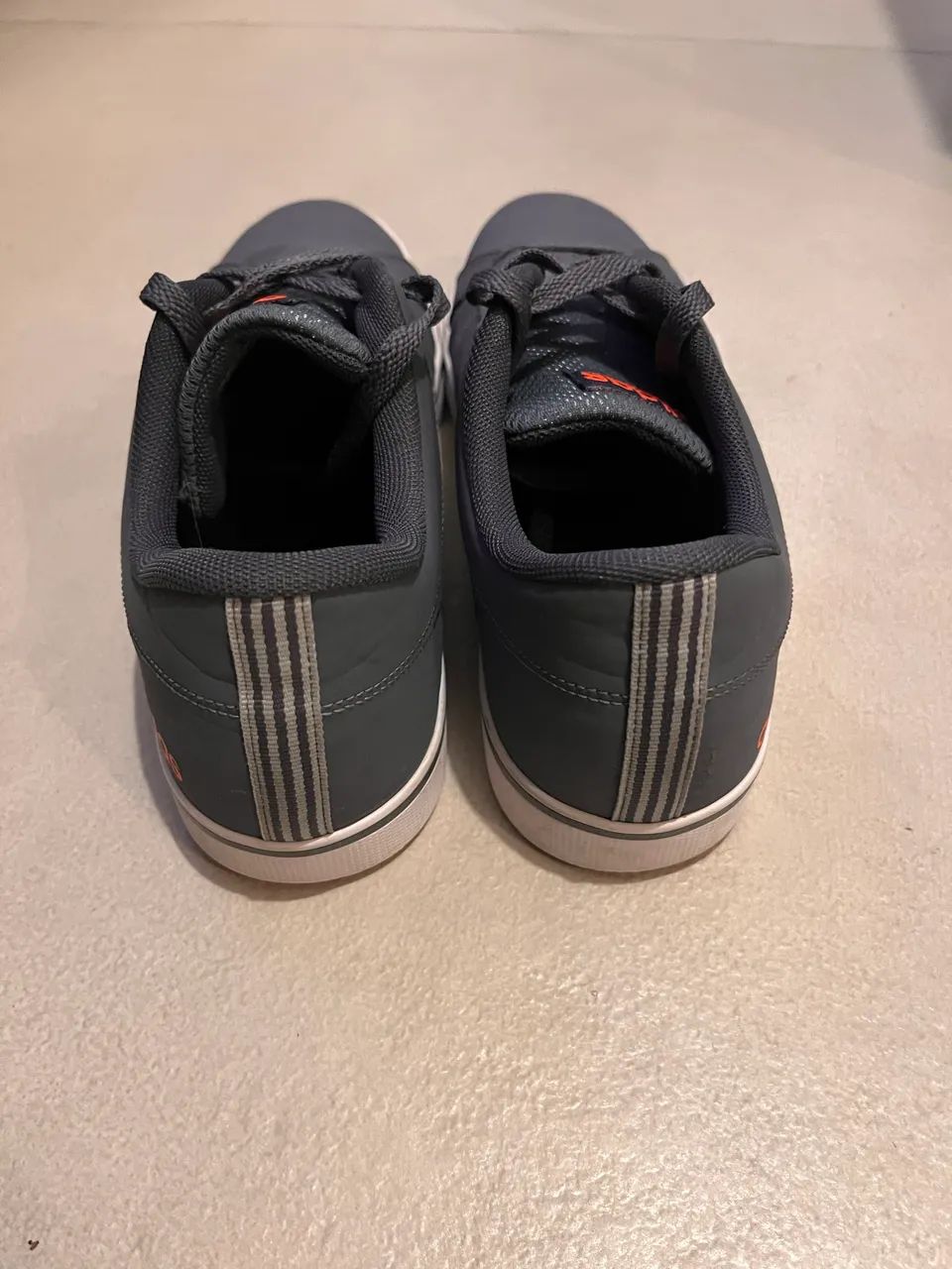 Tênis Adidas Casual tamanho 43 - Foto 4