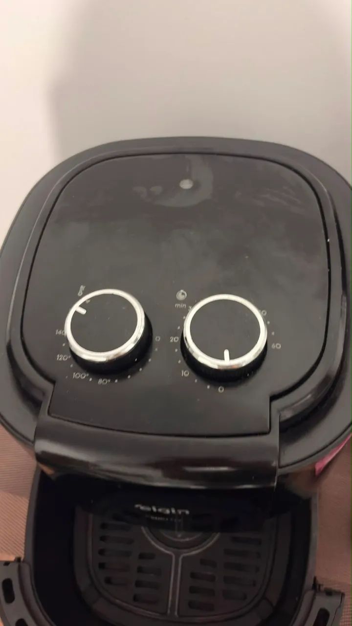 Air fryer 