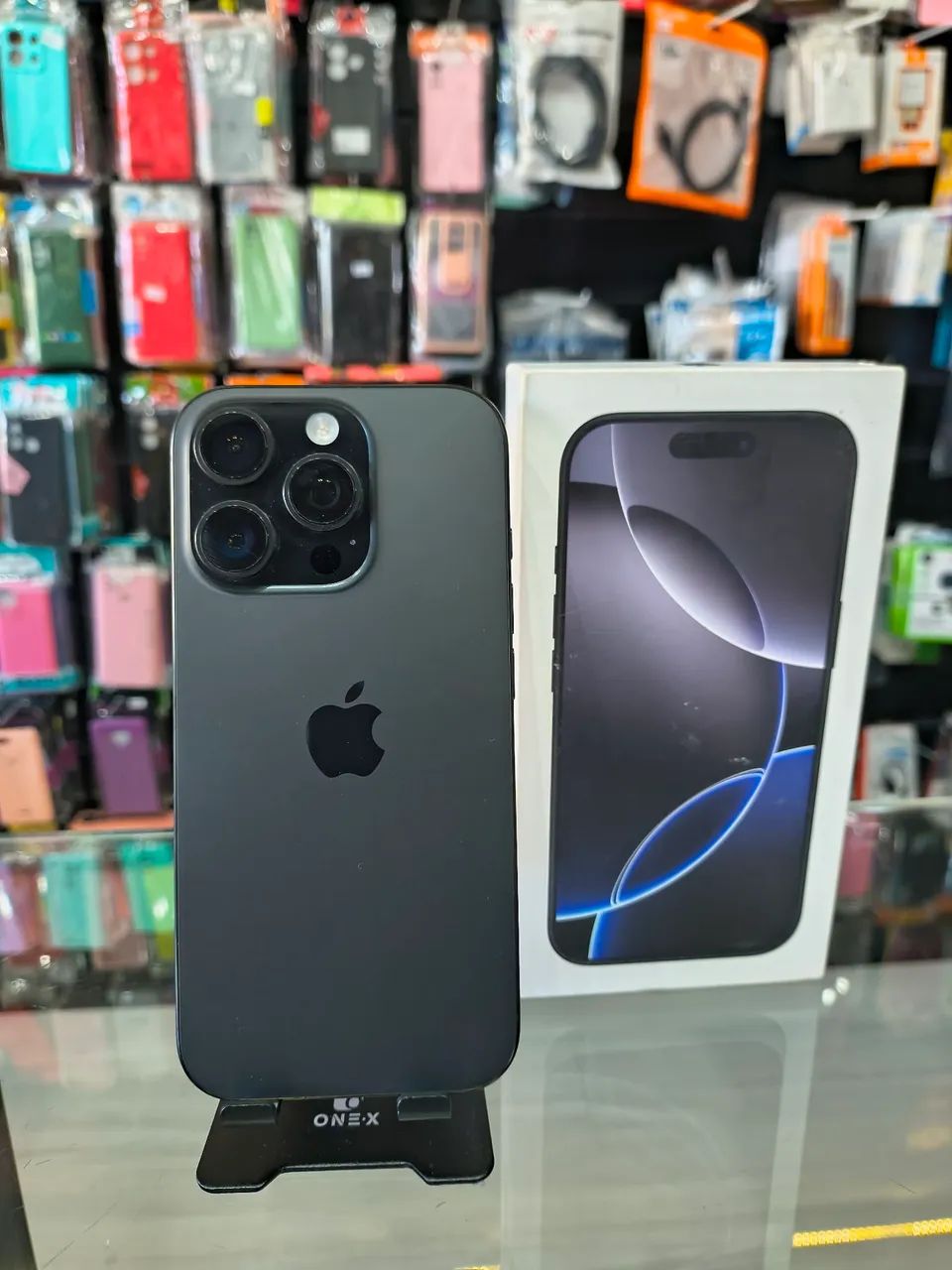 iPhone 16 Pró 256GB Titanium Black - Celulares e Smartphones