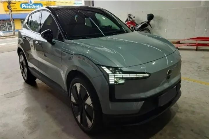 Volvo EX30 E60 Ultra (elétrico) 2024