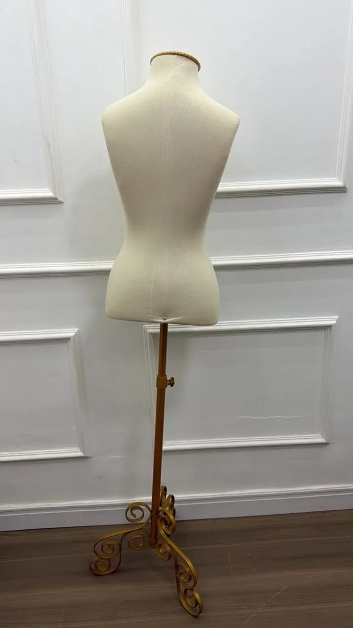 VENDO BUSTO FEMININO  - Foto 5