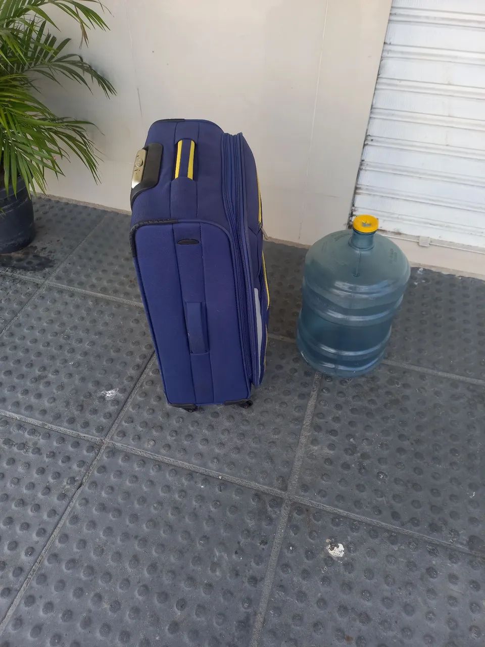 Mala de viagem média p/ 23kg.  - Foto 5
