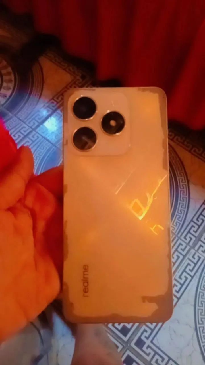 Vendo celular , realme c63  - Foto 2