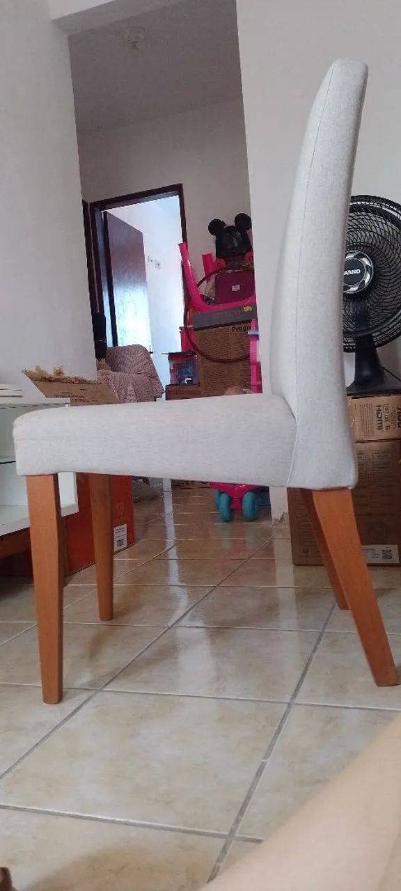 Mesa com 4 cadeiras  - Foto 5