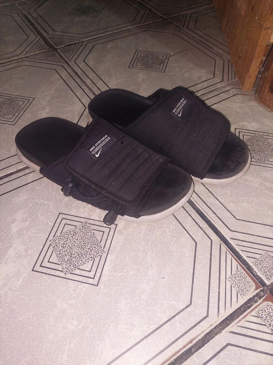 Chinelo Asuna preto