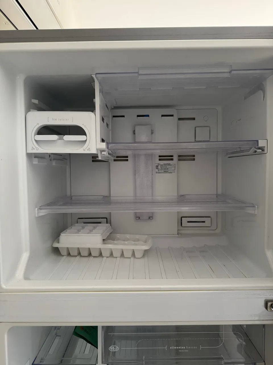 Geladeira Frost Free Eletrolux DF52X - Foto 2
