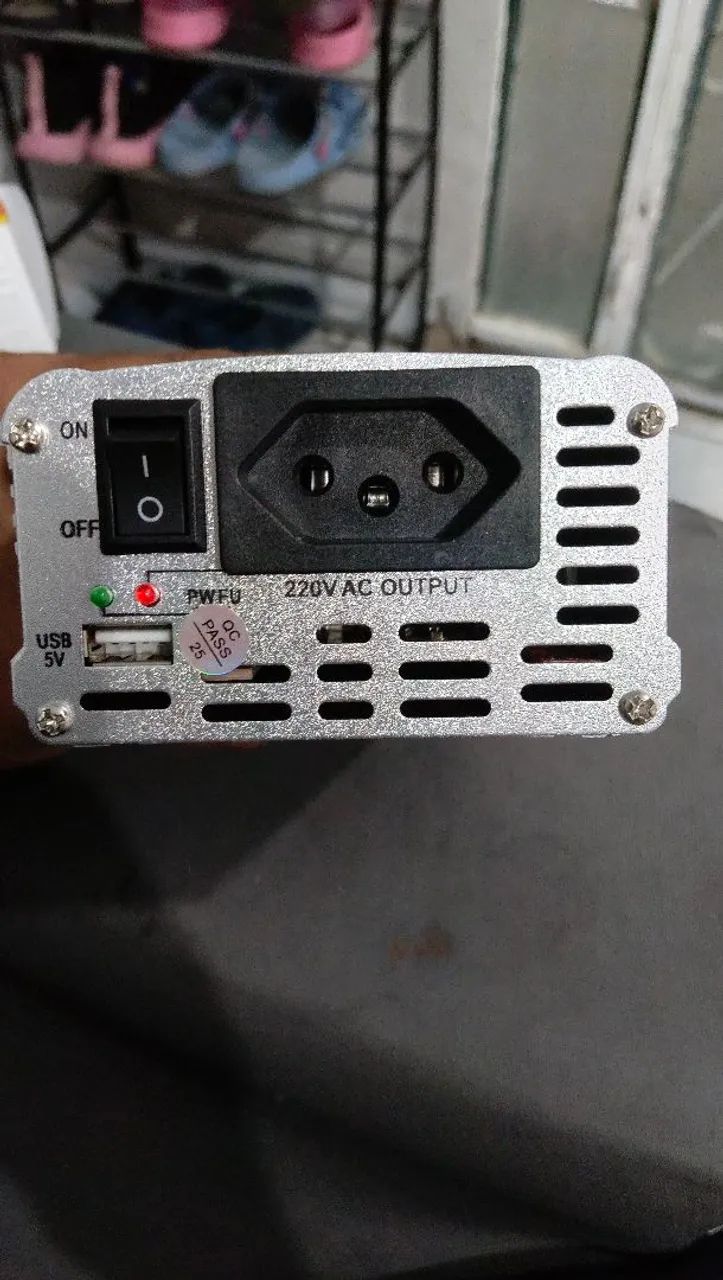 Inversor de Tensão 12v / 220v  - Foto 2