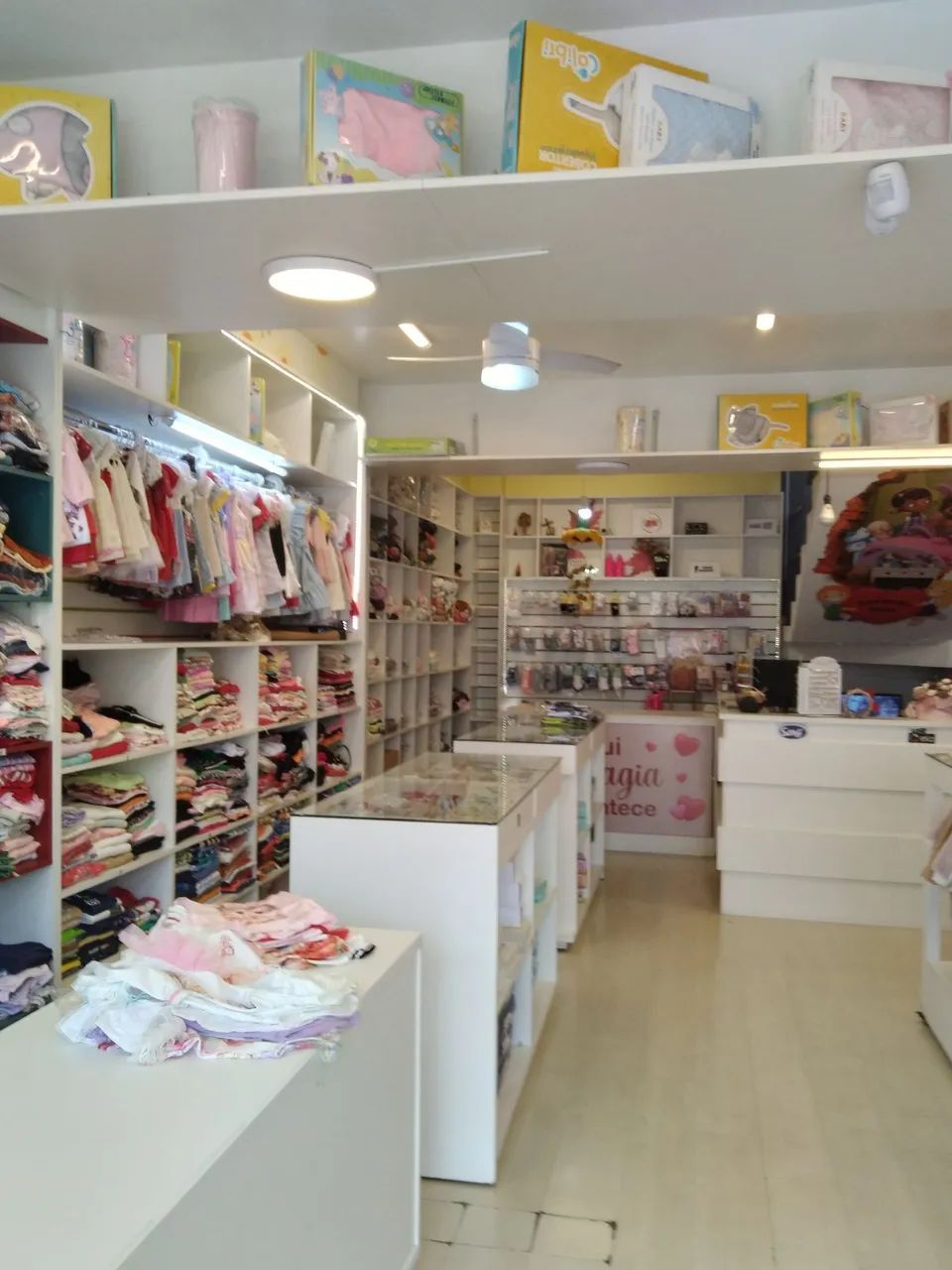 vende-se loja de roupas infantil! - Foto 4