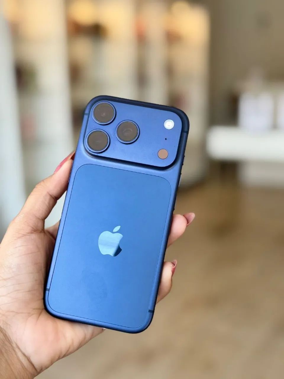 iPhone 17 pro semi novo  - Foto 2