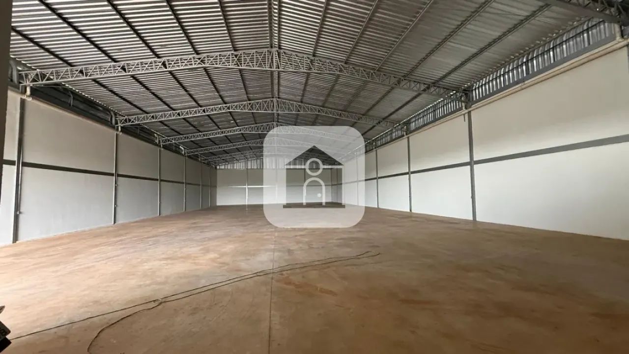 Galpão comercial para locação no bairro Laranjeiras - Foto 2