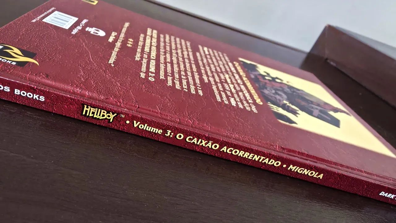 Hellboy - Edição Histórica Vol. 3 - O Caixão Acorrentado - HQ Mythos - Foto 3