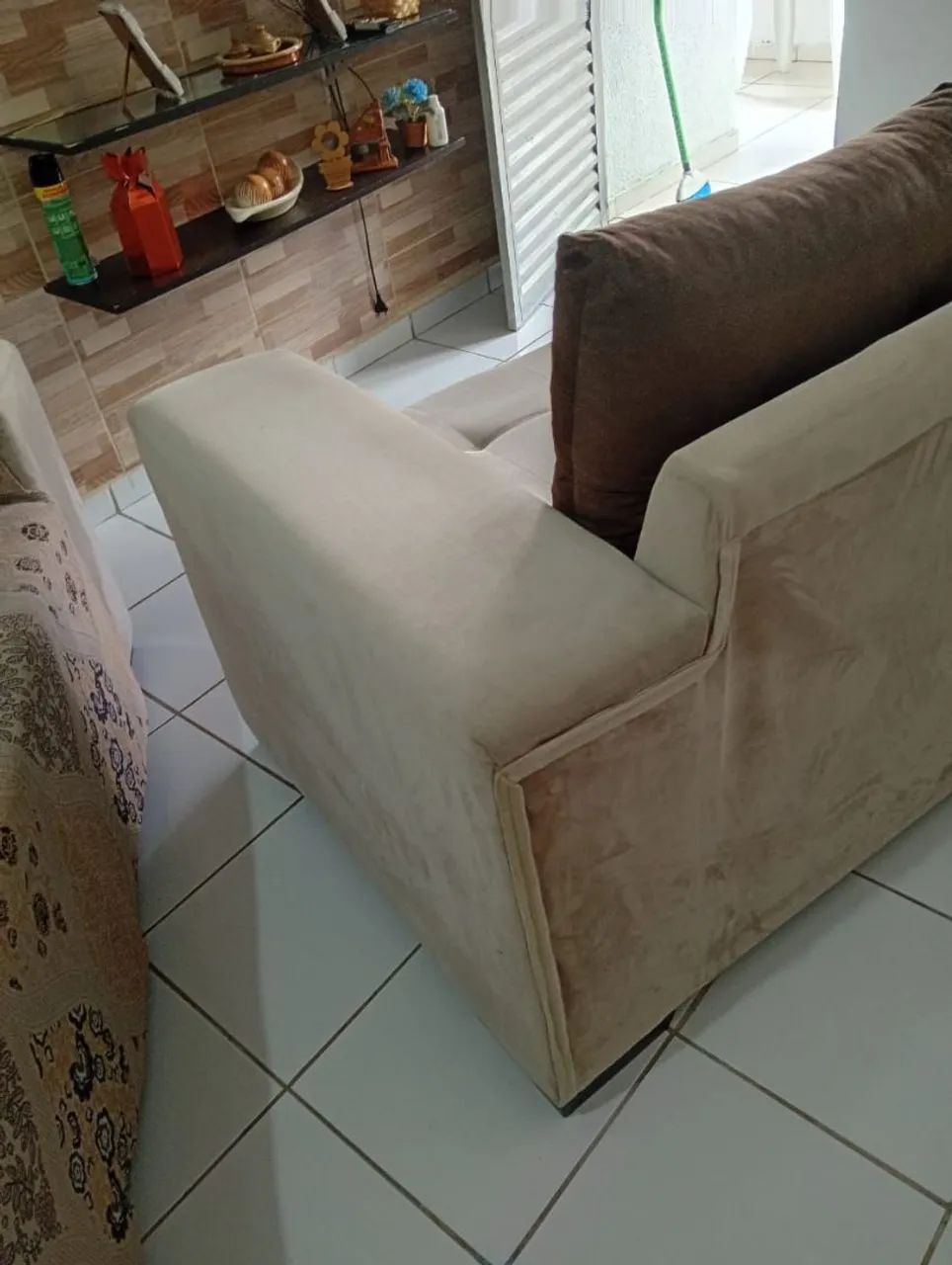 Sofá bem conservado  - Foto 4