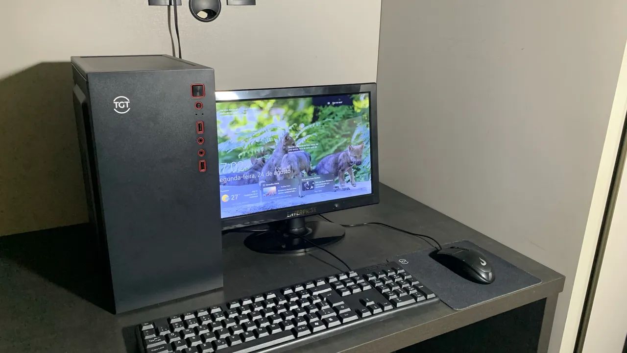 Computador de mesa para escritório & roda programas e bom para estudos !