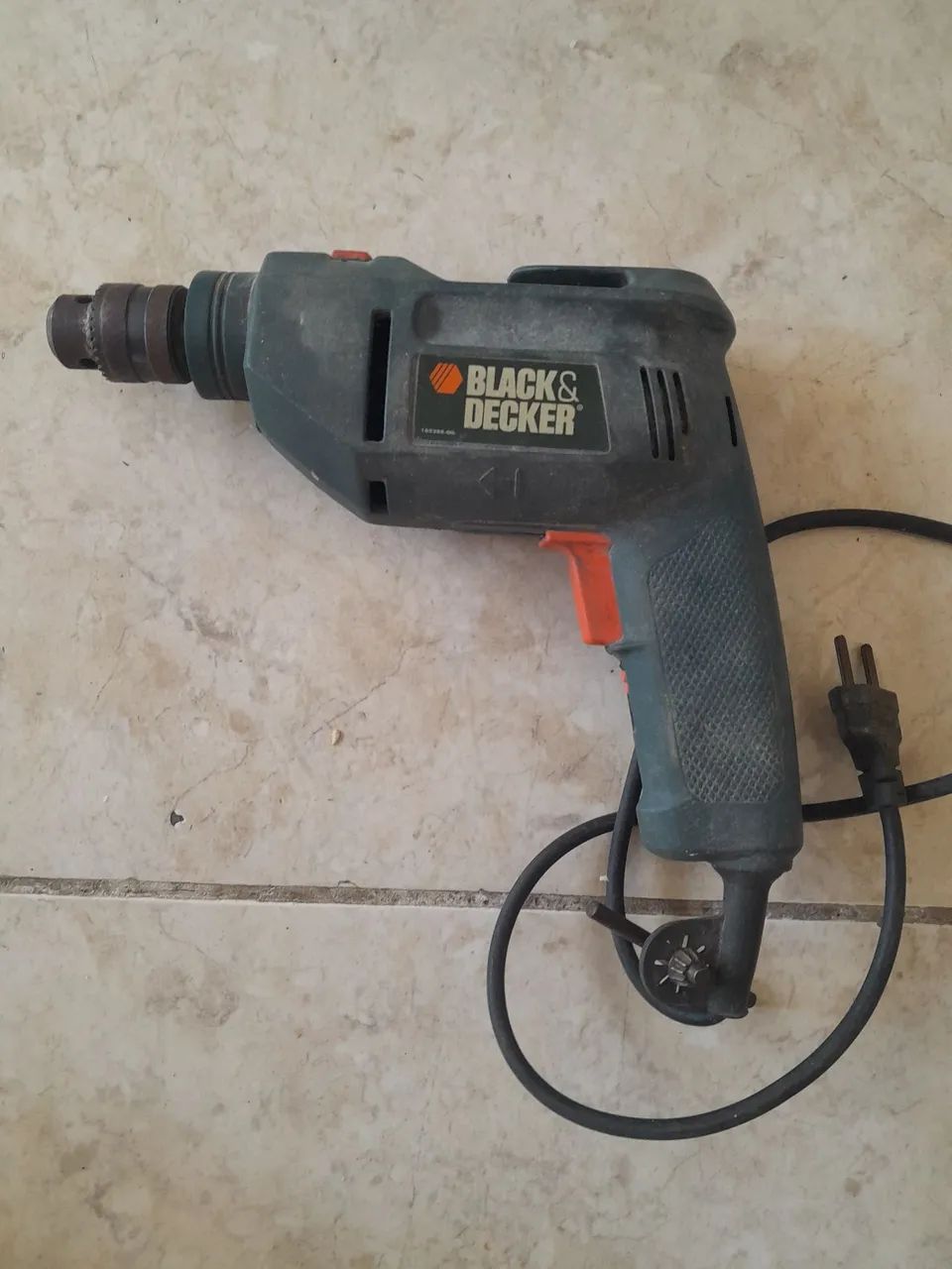 Furadeira black e decker - Foto 3