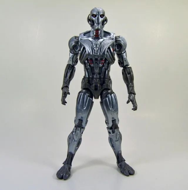 Ultron Baf Marvel Legends  - Foto 2