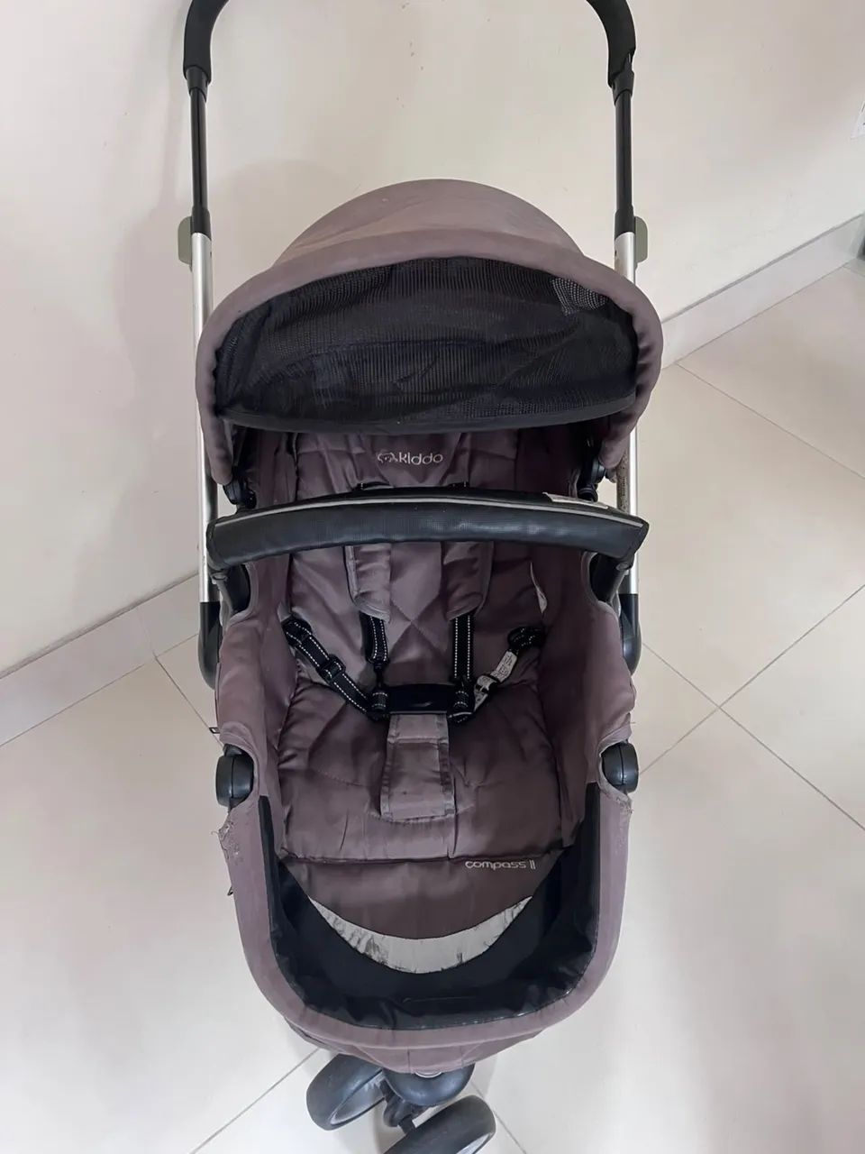 Carrinho de bebê da kiddo usado - Foto 2
