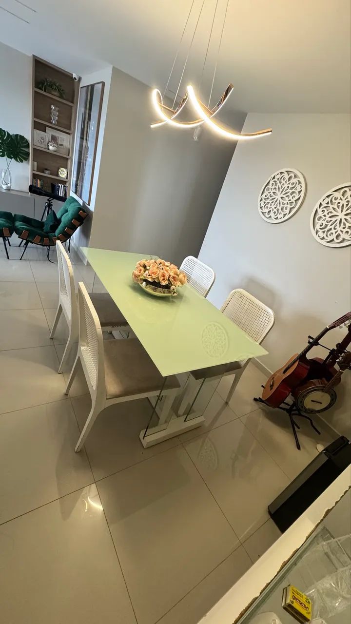 Mesa de Jantar Moderna com Tampo de Vidro - Sofisticação e Elegância para seu Ambiente  - Foto 4