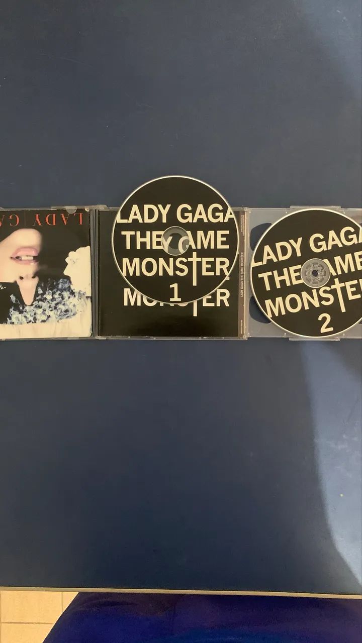 CD Lady Gaga The fame Monster deluxe  - Foto 2