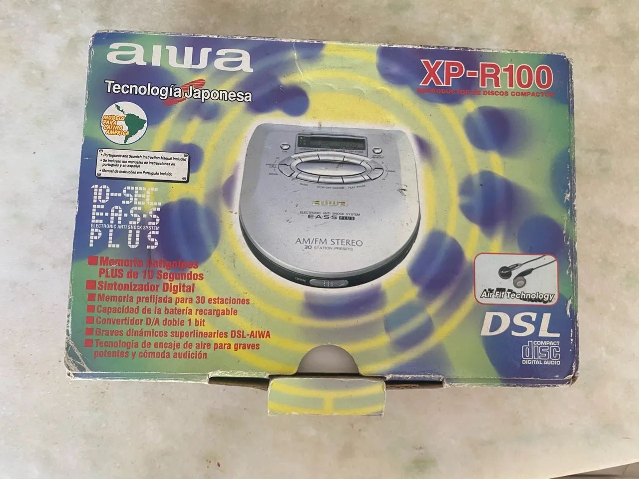 Discman Aiwa toca CD e rádio AM/FM - Foto 3
