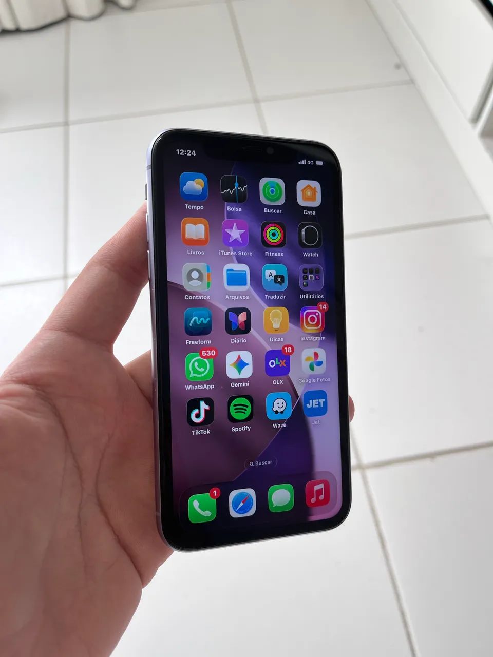 iPhone 11 64gb MUITO NOVO - Celulares e Smartphones - Nova