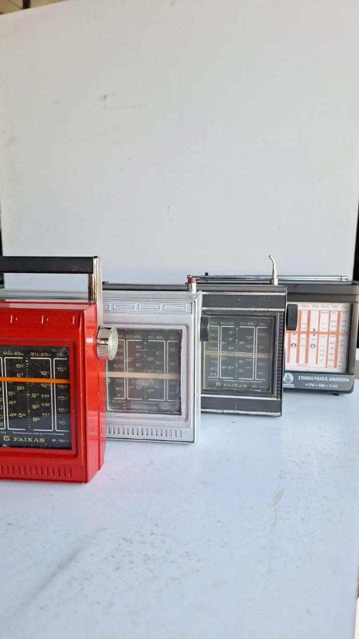 Radios antigos funcionando a partir de 79,00 teste na hora somos loja Valores na descrição - Foto 4